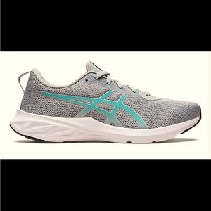 Women’s Running Shoes | size 7.5 | ASICS veriblast 2 | Grey and Teal